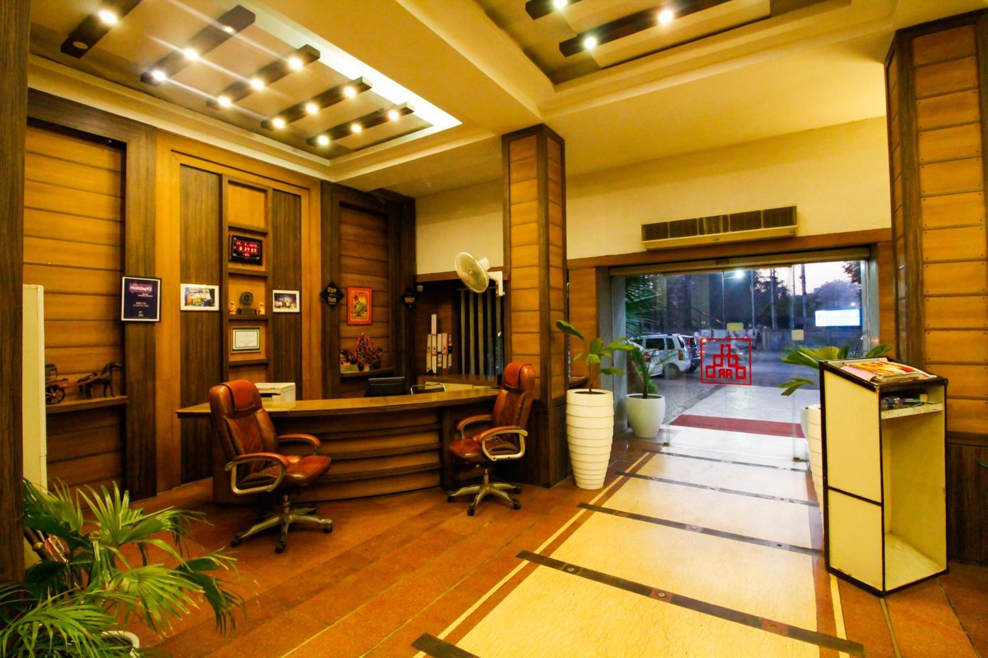 Hotel Rishi Regency Jabalpur Exterior foto